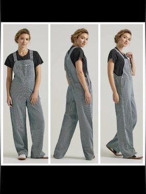 LEE WOMEN'S BIB DENIM OVERALLS IN RAILROAD STRIPE - WOMEN'S SIZE XL